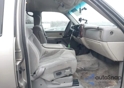 2000 GMC Yukon Xl 1500 Sle z USA, uszkodzony, nr VIN 3GKFK16T6YG217916